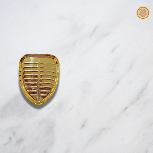 Brass leaf shape tray (small)