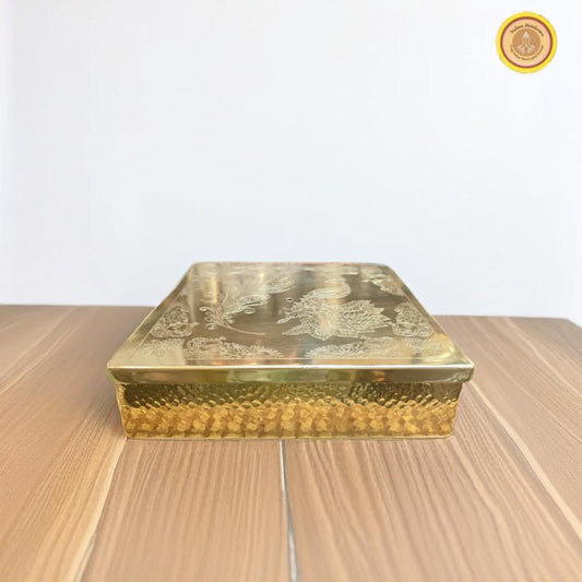 Brass masala dabba (Brass spices box square)